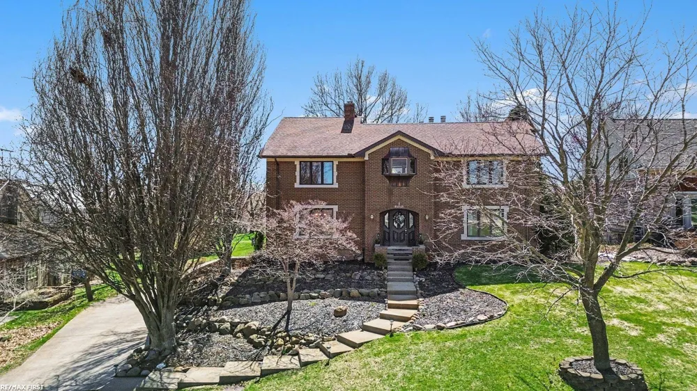 61313 Miriam Drive Washington Township, MI 48094