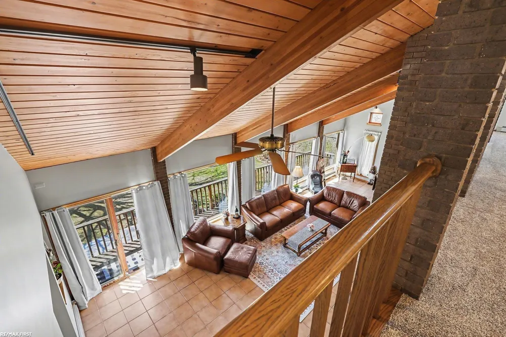 61313 Miriam Drive Washington Township, MI 48094