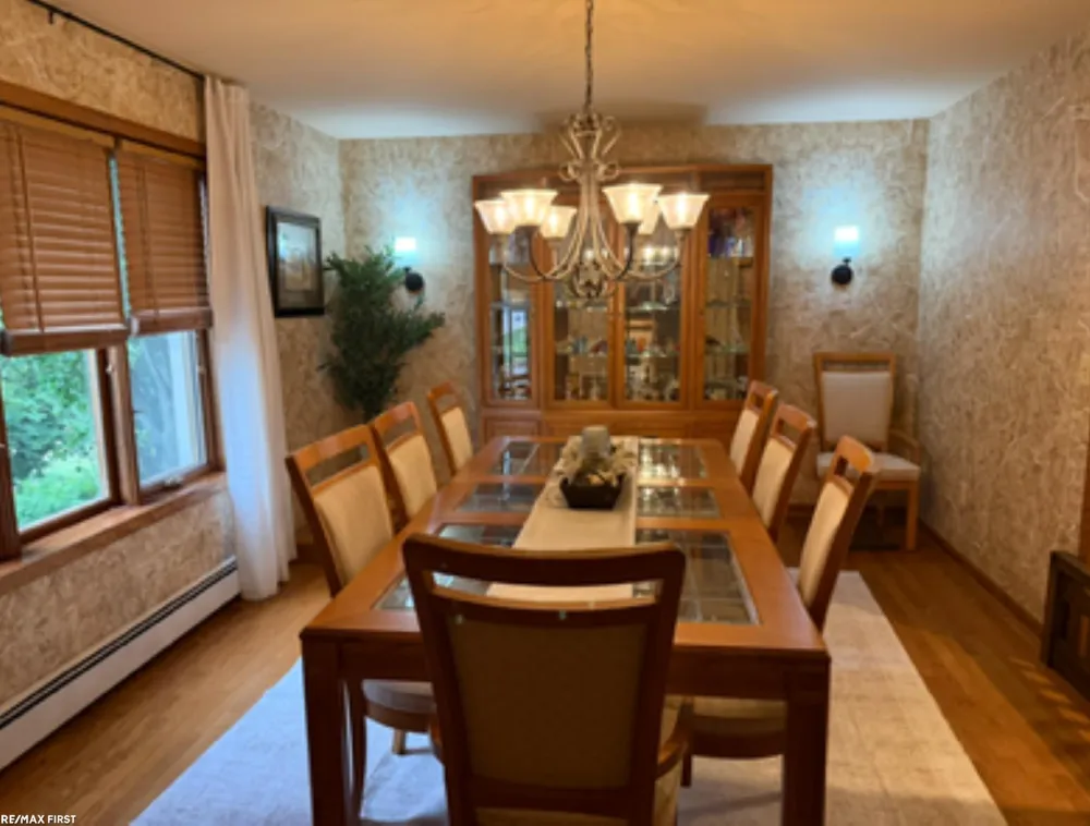 61313 Miriam Drive Washington Township, MI 48094