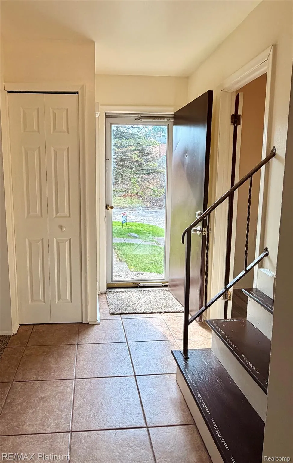 3428 River Birch Drive Flint Charter Township, MI 48532