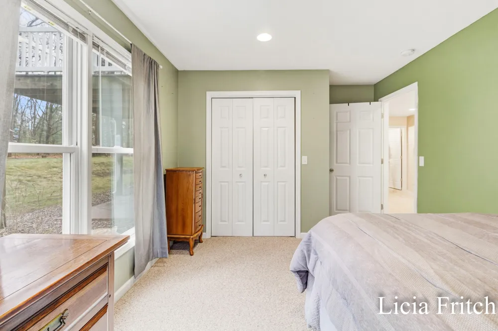1527 W Addison Way Laketon Township, MI 49445