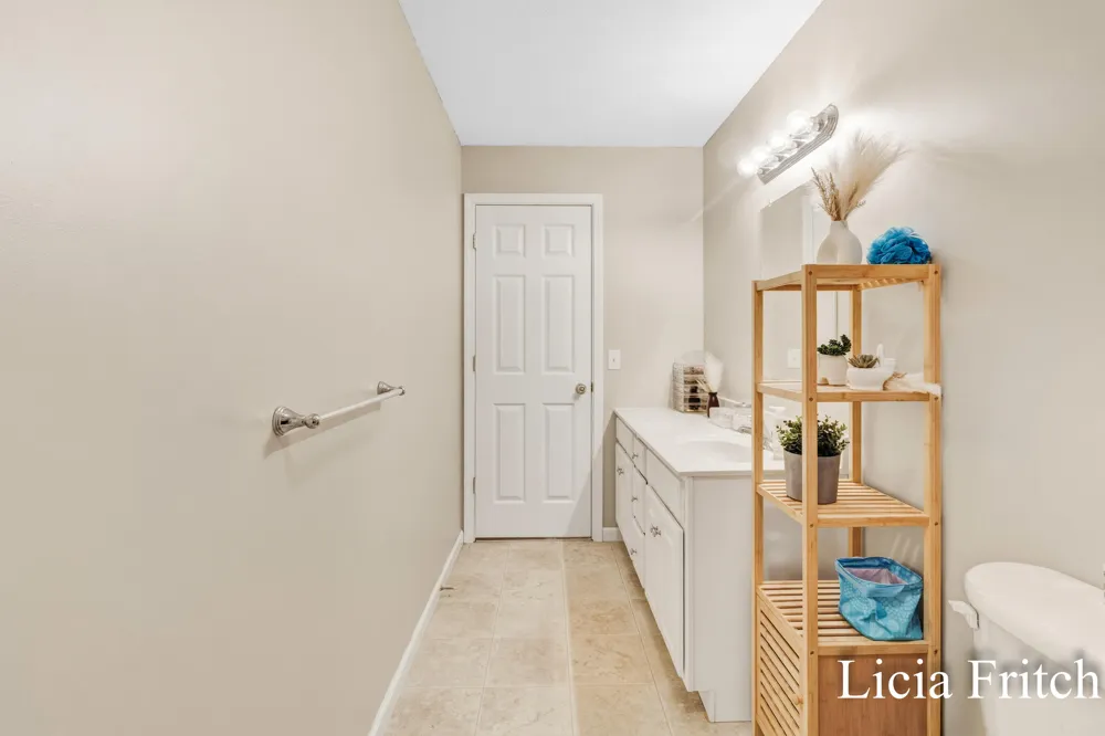 1527 W Addison Way Laketon Township, MI 49445