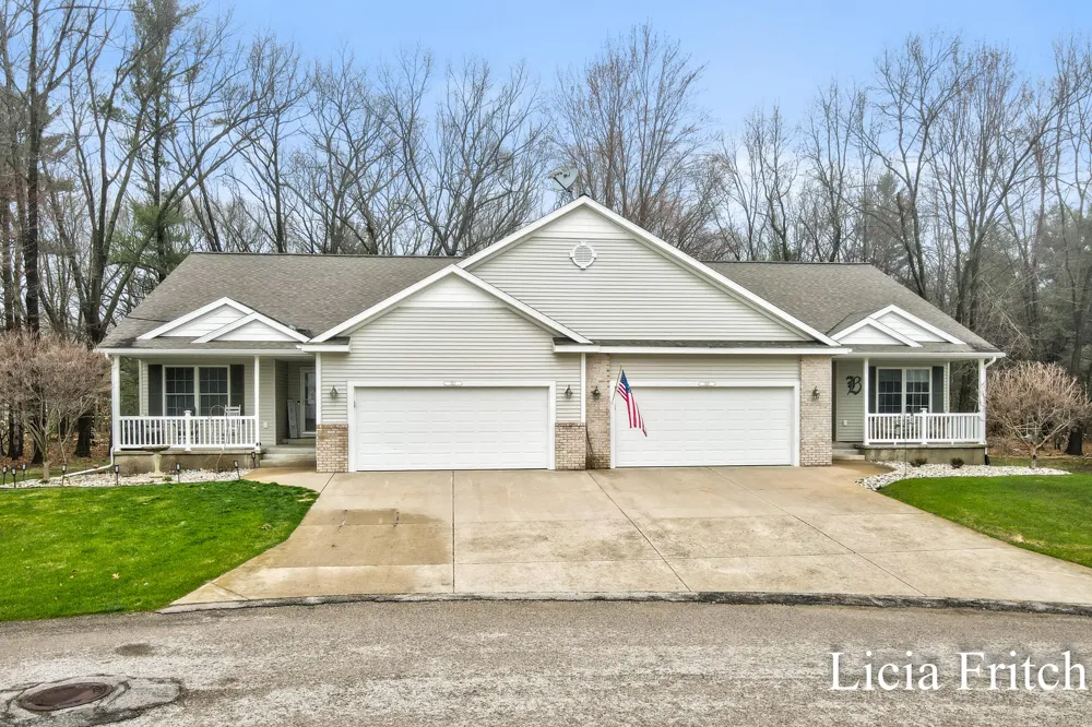 1527 W Addison Way Laketon Township, MI 49445
