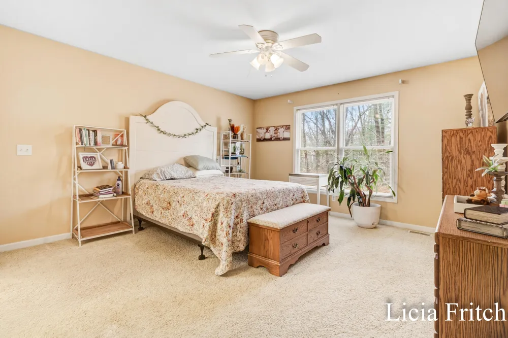1527 W Addison Way Laketon Township, MI 49445
