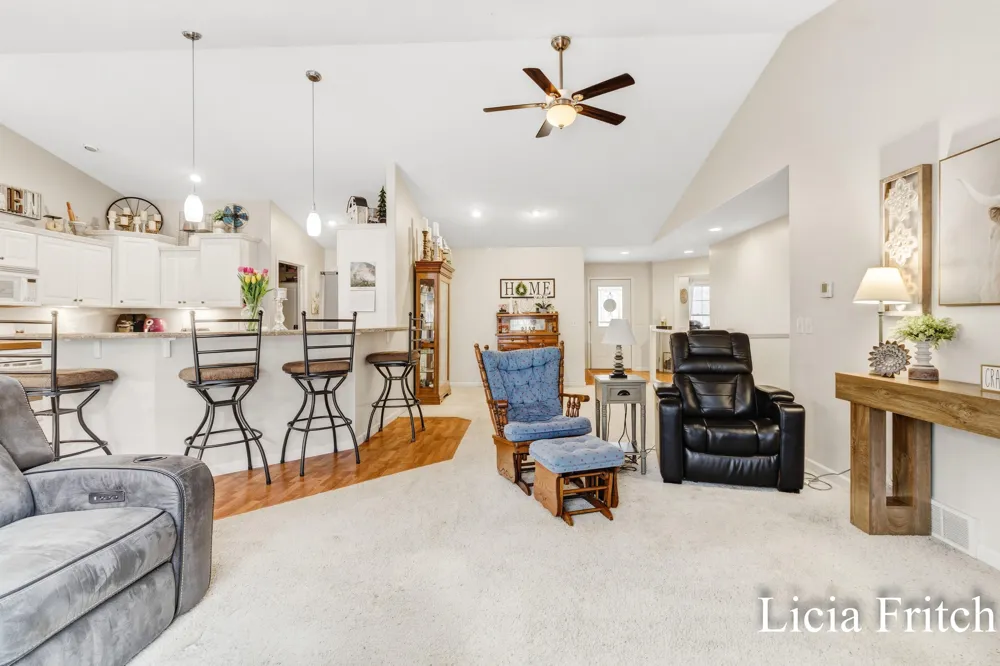 1527 W Addison Way Laketon Township, MI 49445