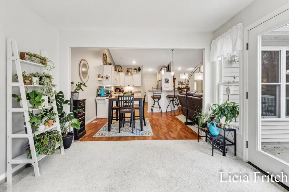 1527 W Addison Way Laketon Township, MI 49445