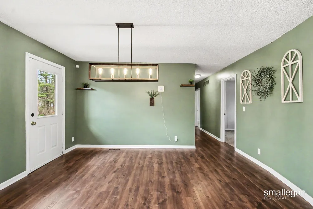 1120 S Loomis Road Chippewa Township, MI 48858