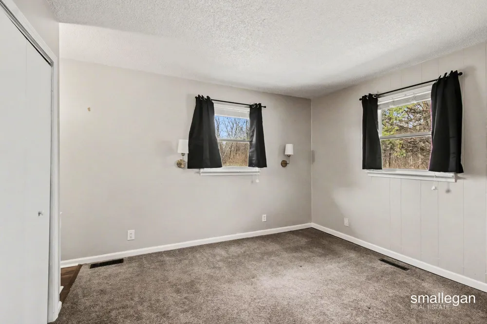 1120 S Loomis Road Chippewa Township, MI 48858