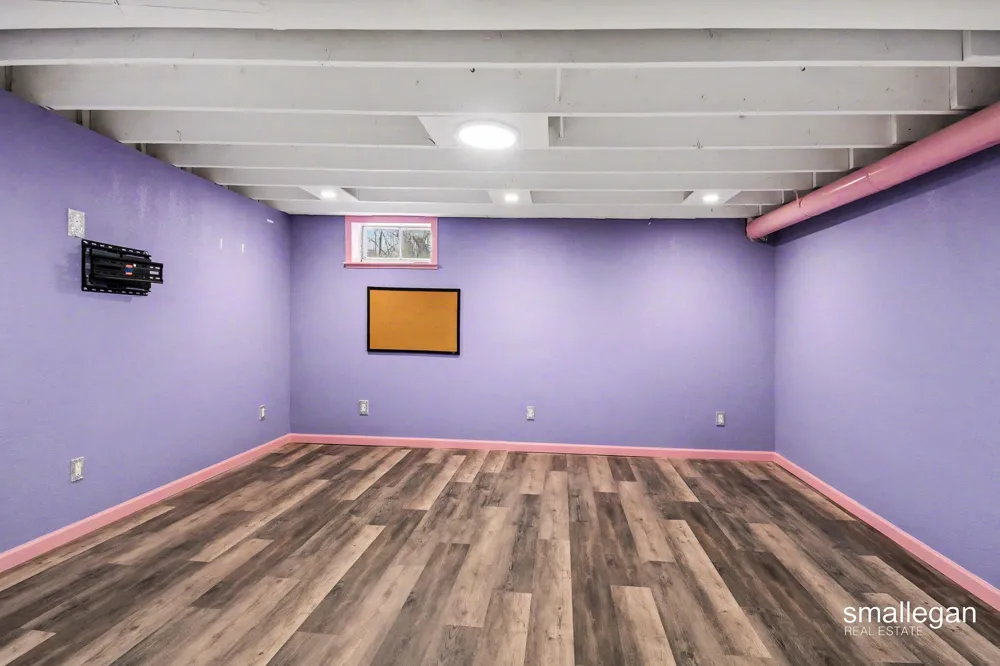 1120 S Loomis Road Chippewa Township, MI 48858