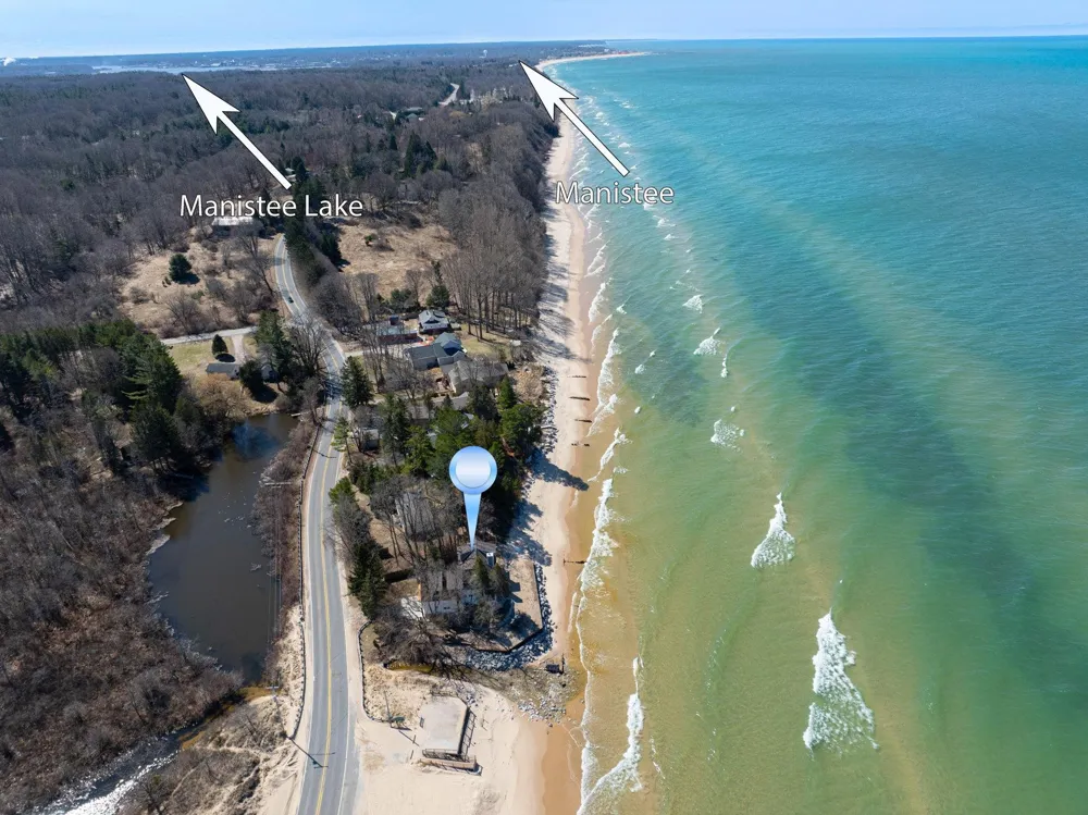 3126 Lake Shore Road Manistee Township, MI 49660