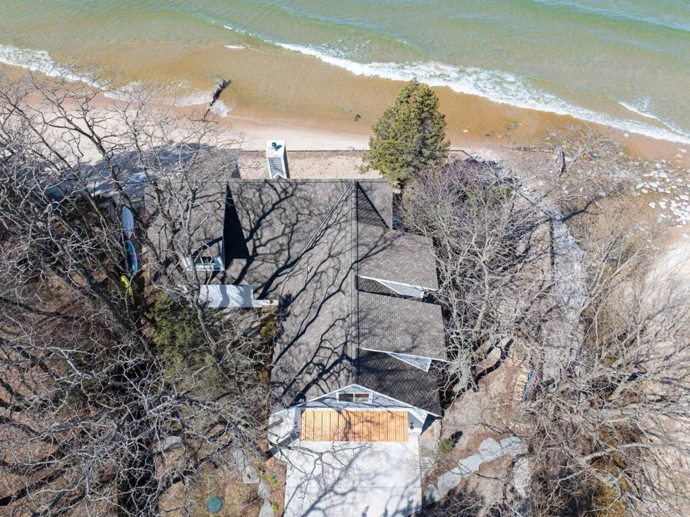 3126 Lake Shore Road Manistee Township, MI 49660
