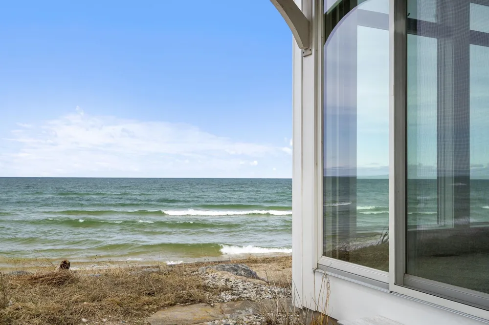 3126 Lake Shore Road Manistee Township, MI 49660