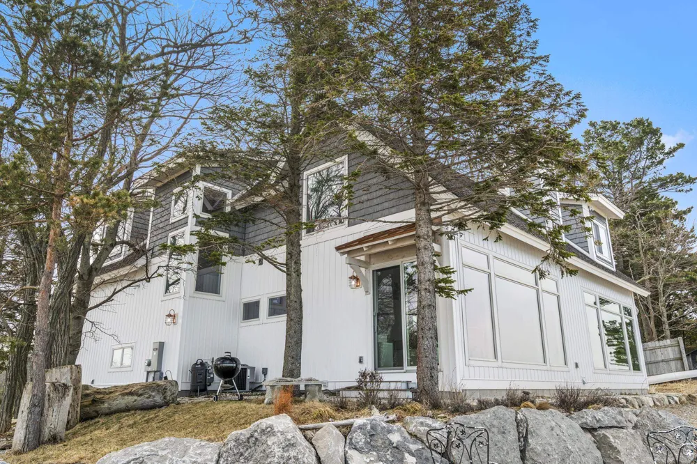 3126 Lake Shore Road Manistee Township, MI 49660
