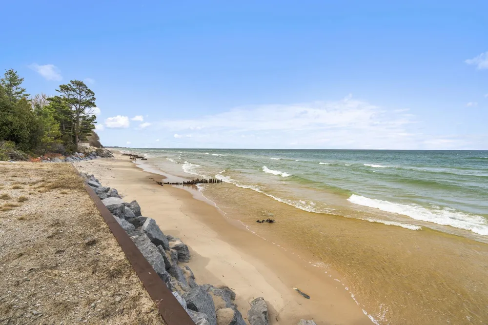 3126 Lake Shore Road Manistee Township, MI 49660