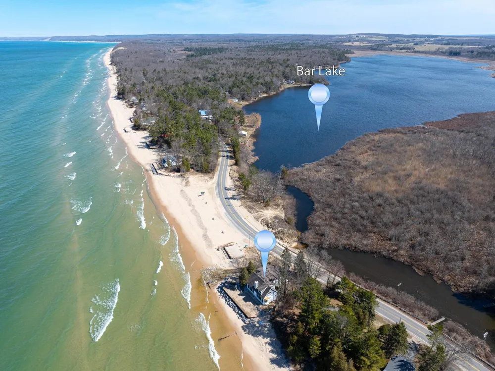 3126 Lake Shore Road Manistee Township, MI 49660