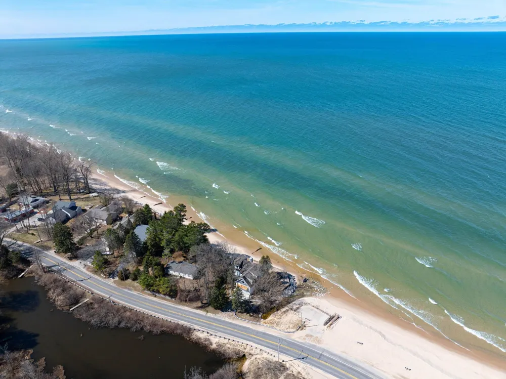 3126 Lake Shore Road Manistee Township, MI 49660