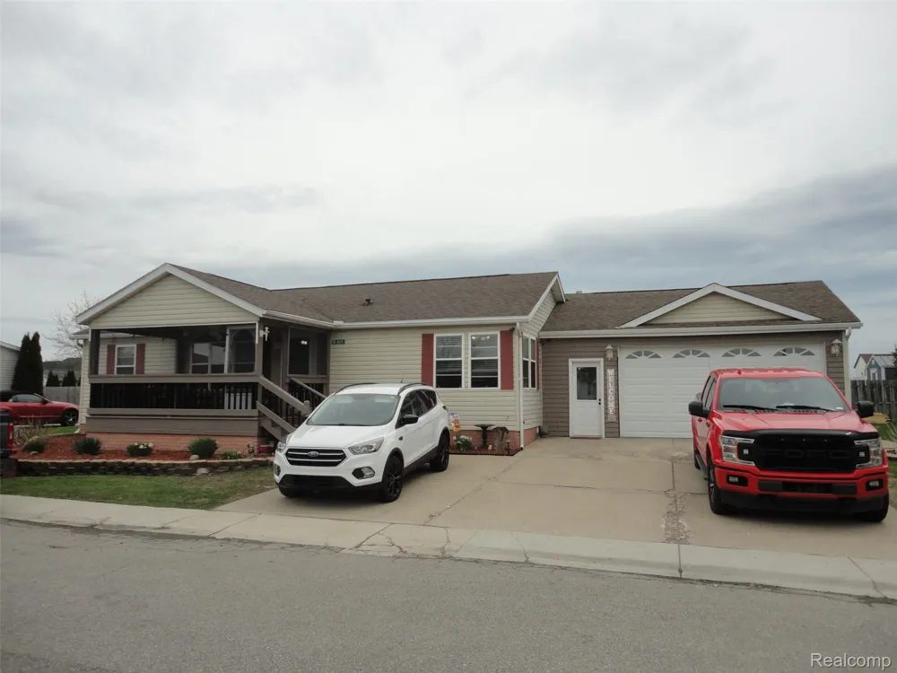 815 Jacobs Landing Raisinville Township, MI 48161