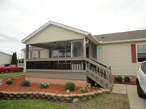 815 Jacobs Landing