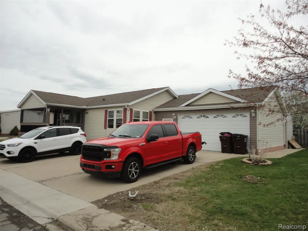 815 Jacobs Landing Raisinville Township, MI 48161
