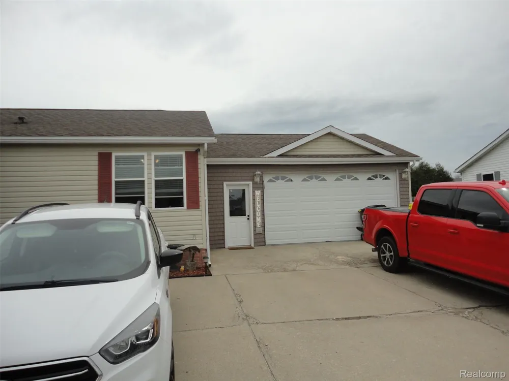 815 Jacobs Landing Raisinville Township, MI 48161
