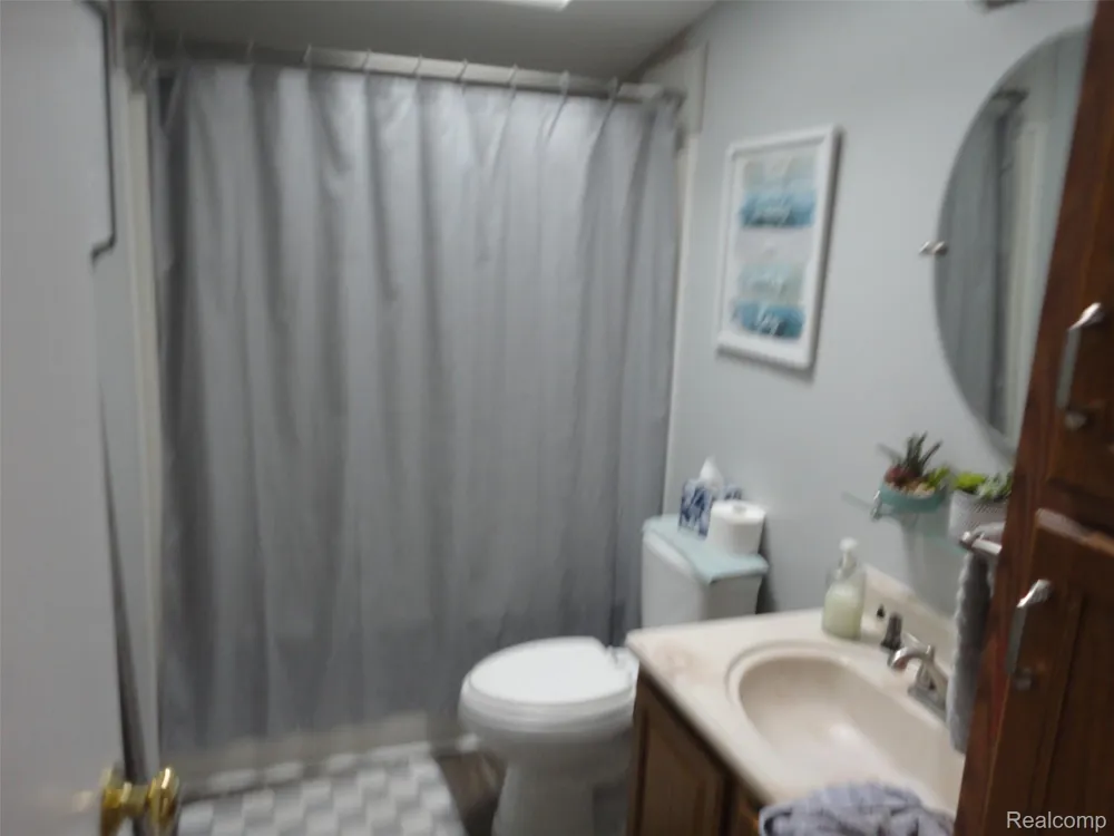 815 Jacobs Landing Raisinville Township, MI 48161