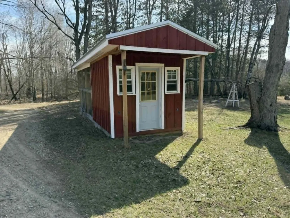 21632 90th Avenue Chippewa Township, MI 49631