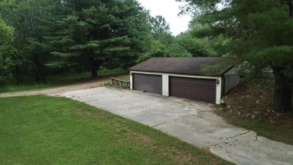 21632 90th Avenue Chippewa Township, MI 49631