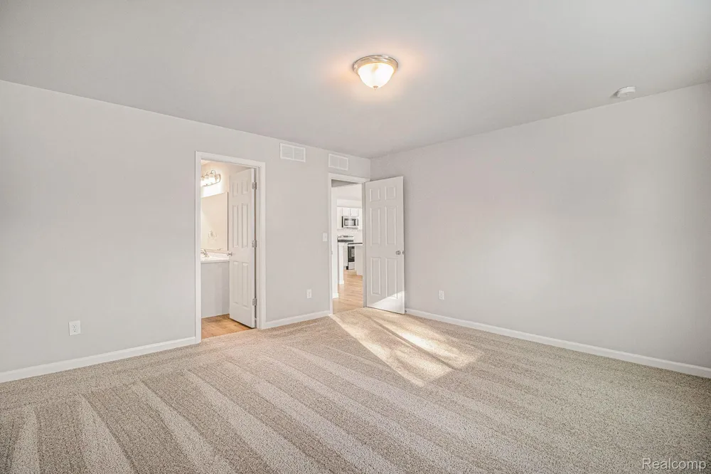 3163 Wild Orchid Lane Burton City, MI 48519