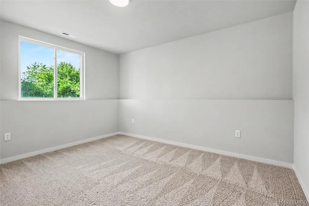 3163 Wild Orchid Lane Burton City, MI 48519