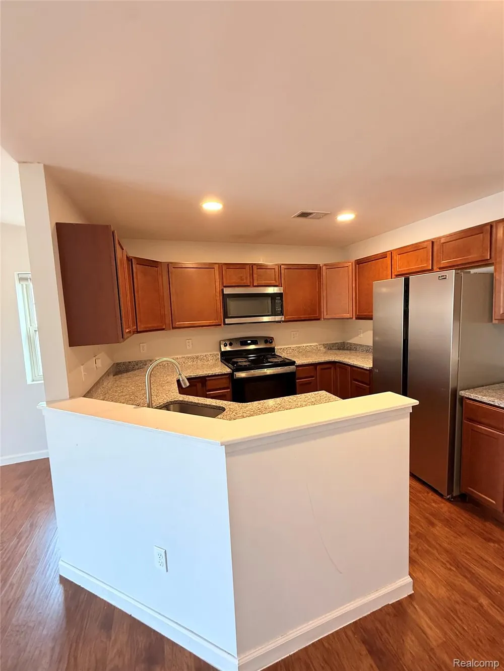 406 Legato Drive Walled Lake City, MI 48390