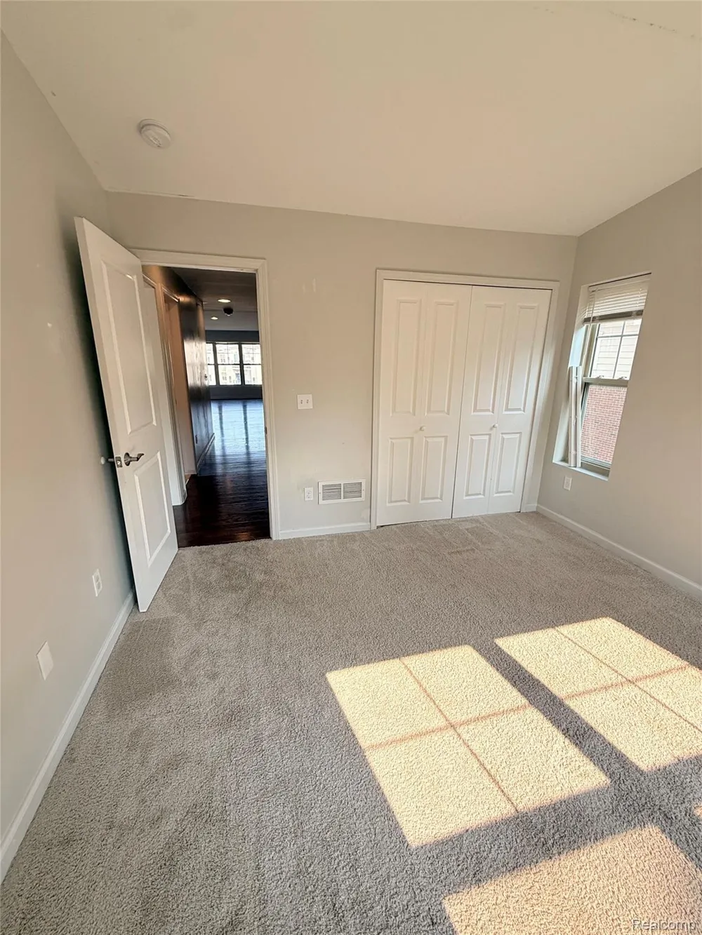406 Legato Drive Walled Lake City, MI 48390