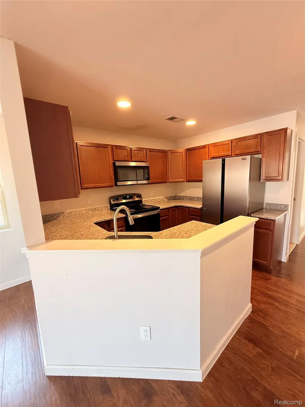 406 Legato Drive Walled Lake City, MI 48390