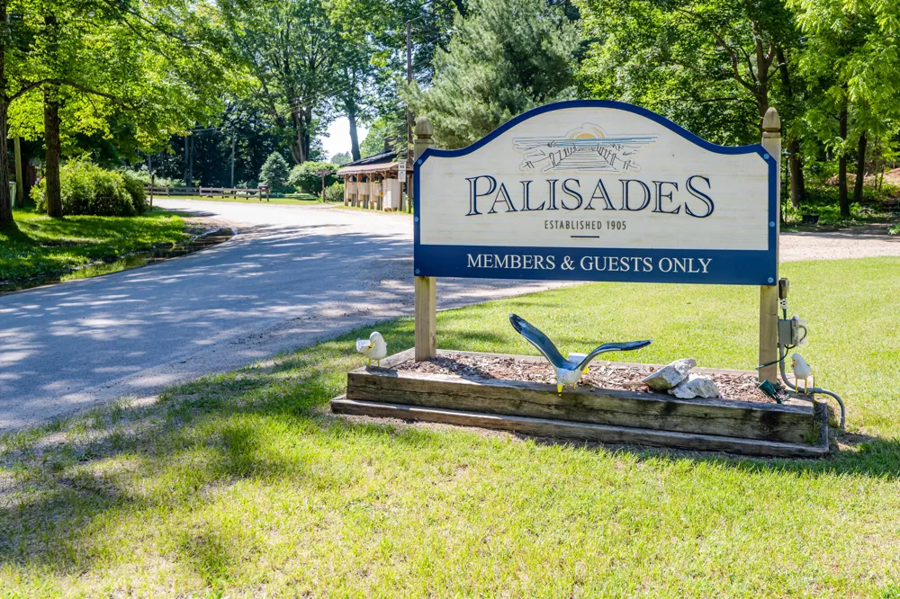 28310 Shorewood Drive Covert Township, MI 49043