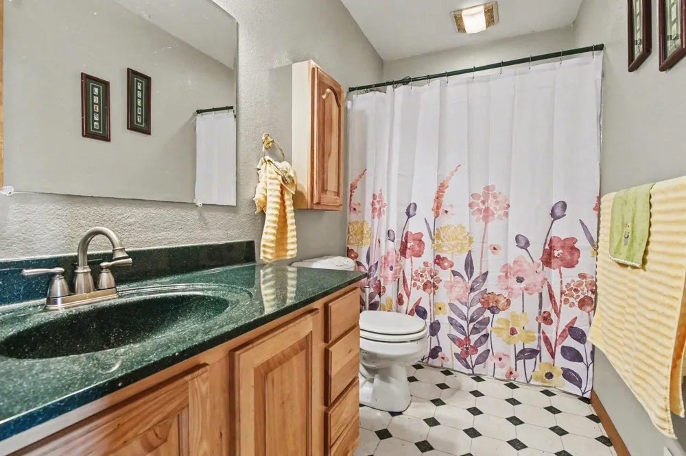 5986 Birchwood Drive Hill Township, MI 48739