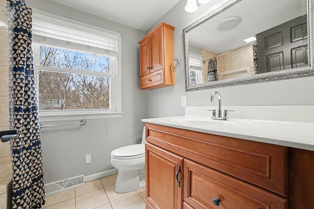 1320 E Lincoln Mt Pleasant City, MI 48858