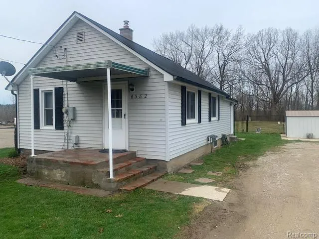 6378 GALE ROAD Atlas Township, MI 48411