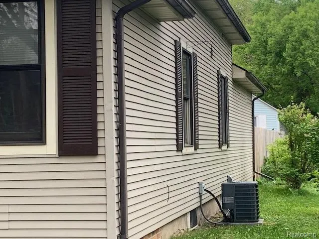 6378 GALE ROAD Atlas Township, MI 48411