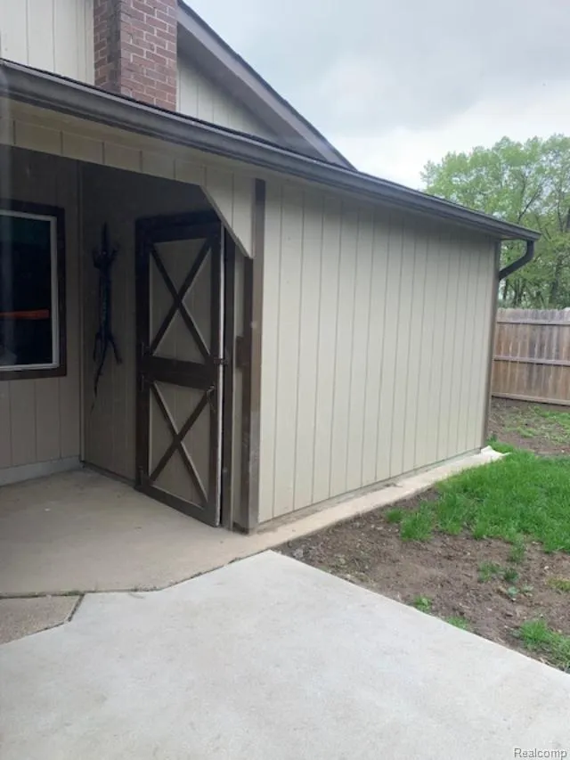 6378 GALE ROAD Atlas Township, MI 48411