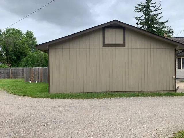 6378 GALE ROAD Atlas Township, MI 48411