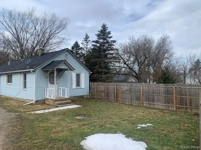 6378 GALE ROAD Atlas Township, MI 48411