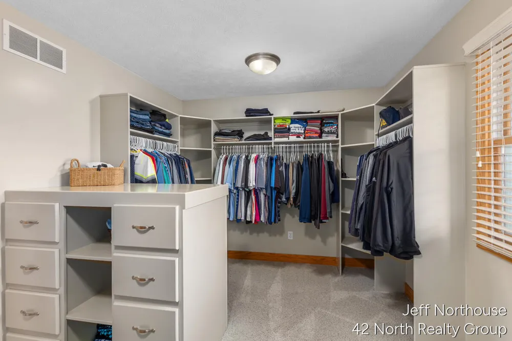 7553 Willow Pointe Drive Caledonia Township, MI 49316