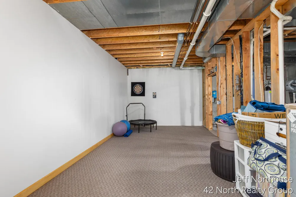 7553 Willow Pointe Drive Caledonia Township, MI 49316
