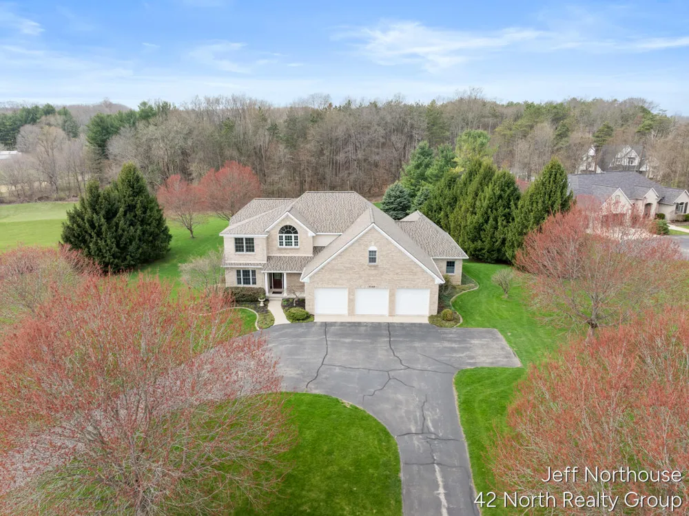 7553 Willow Pointe Drive Caledonia Township, MI 49316
