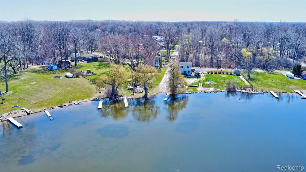 Tambora Street Commerce Charter Township, MI 48382