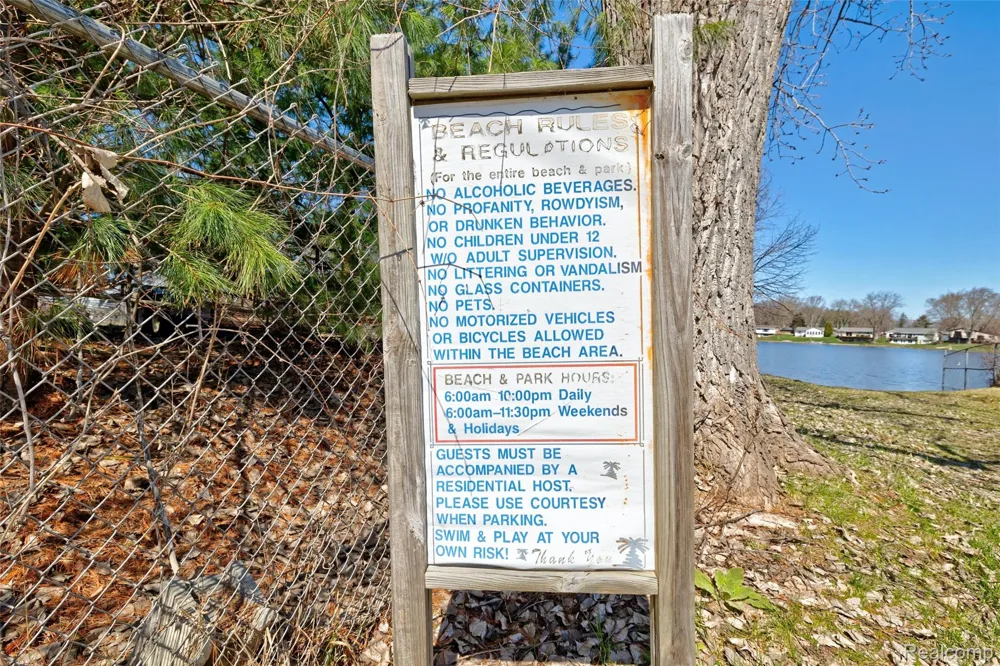 Tambora Street Commerce Charter Township, MI 48382