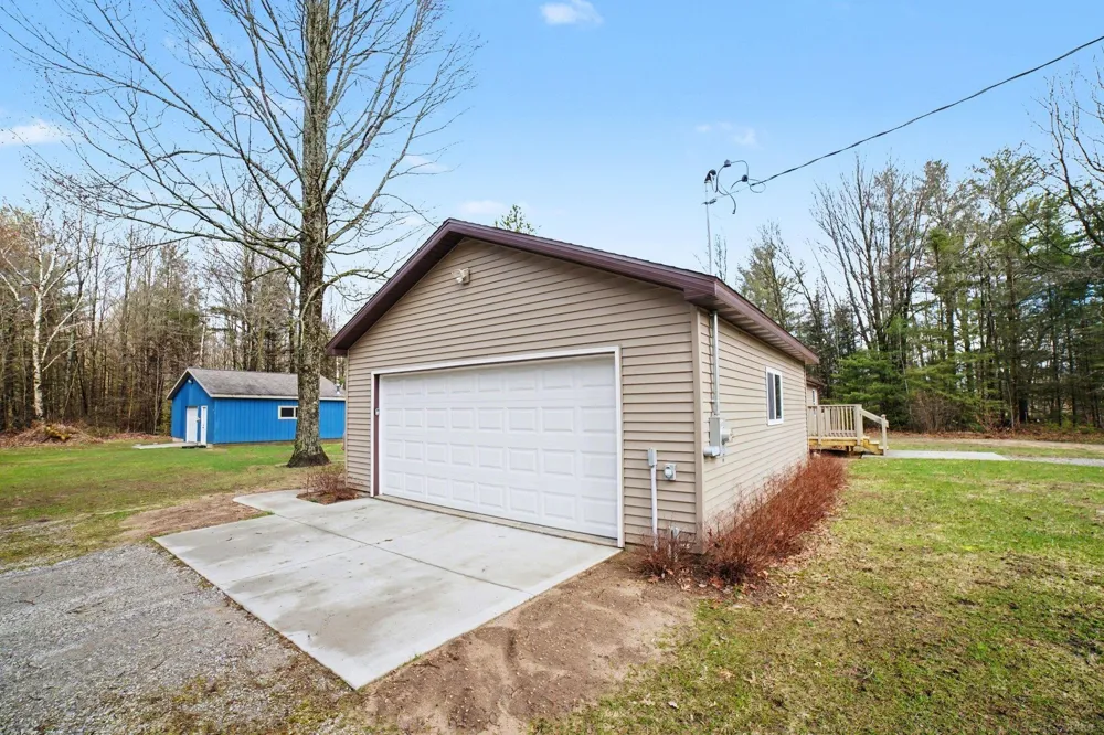 3540 S Harrison Road Roscommon Township, MI 48629
