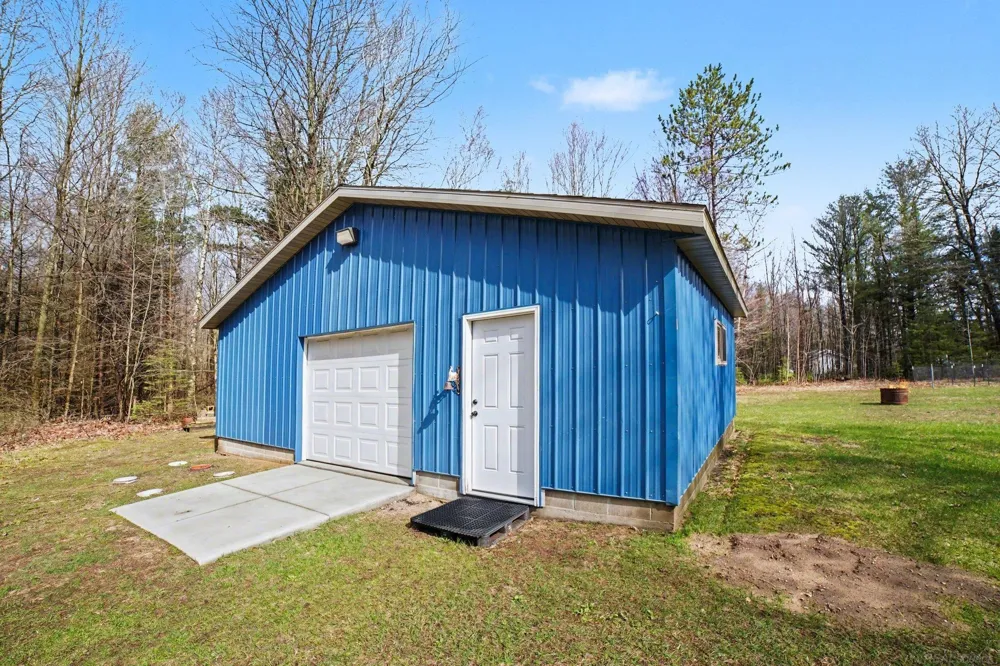3540 S Harrison Road Roscommon Township, MI 48629