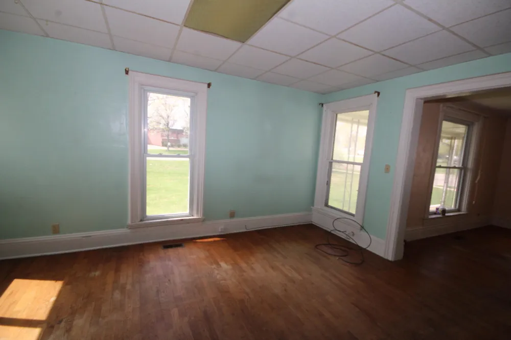 304 E Prairie Street Vicksburg Village, MI 49097