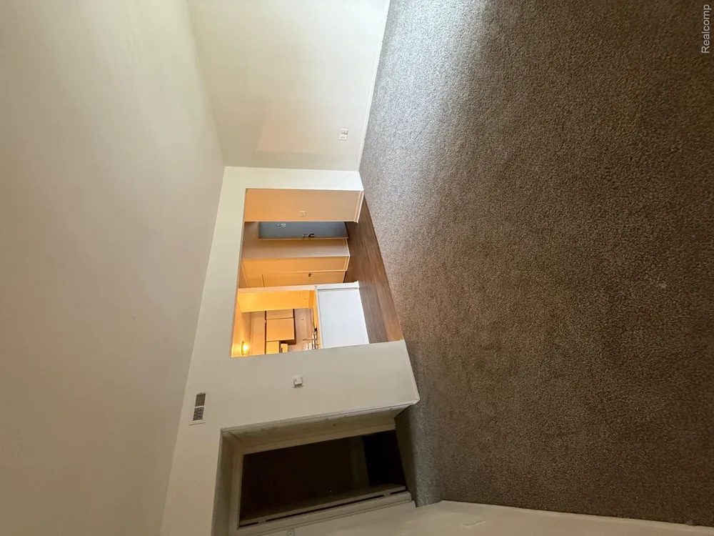 8711 Candlewood Trail Brighton City, MI 48116