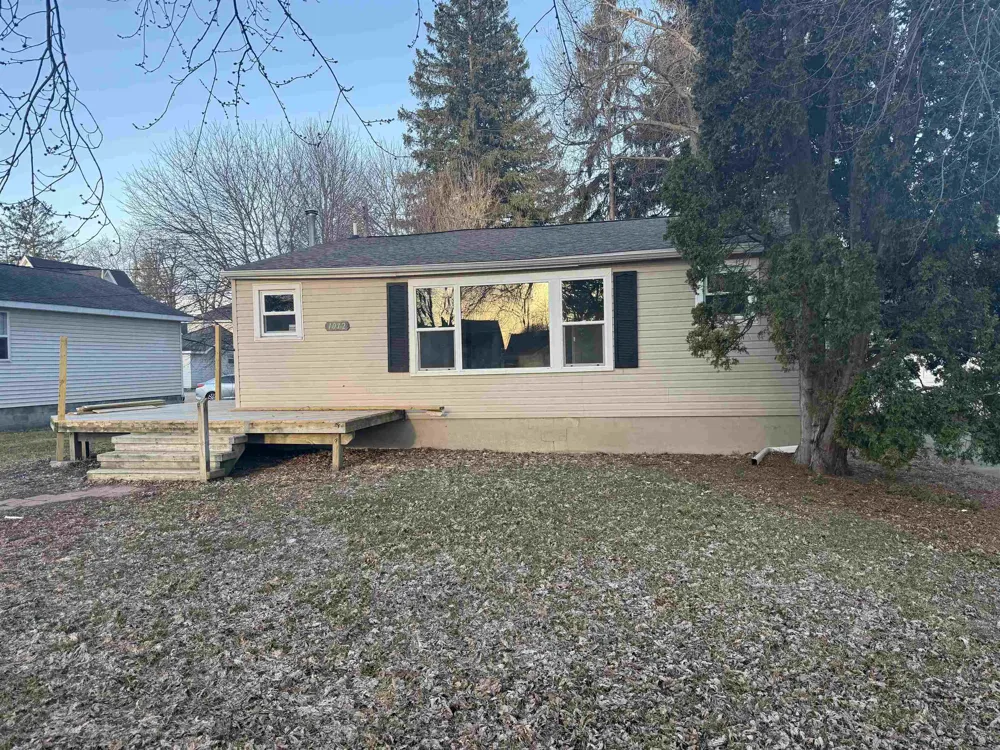 1012 S Lansing Mt Pleasant City, MI 48858